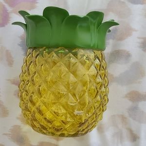 Bath and Body Works Pineapple foaming soap holder